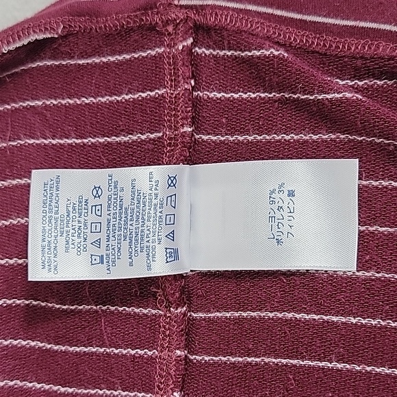 Lands' End Women's Maroon White Striped Short Sleeve Turtleneck Top,  L 14-16 - Picture 7 of 8